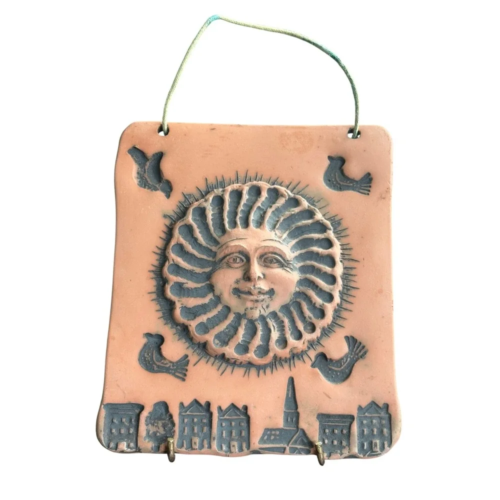 Barbara Sexton 1993 Terracotta Celestial Sun Face Village‎ Wall Plaque Art Tile
